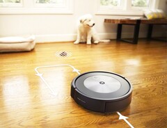 iRobot Roomba j7 robot vacuum (Source: iRobot)