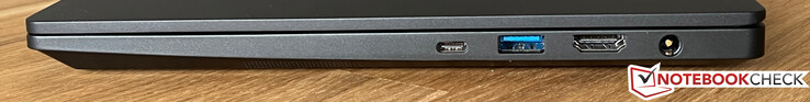Right: USB-C 4.0 with Thunderbolt 4 (40 GBit/s, DisplayPort ALT mode 1.4, Power Delivery), USB 3.2 Gen 1 (5 GBit/s), HDMI 2.0b, power supply