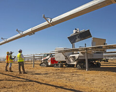 Robots automate solar systems Skilled labor shortage Cost reduction