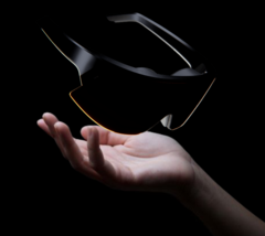 The Visor XR headset looks closer to a pair of sunglasses than a typical XR headset. (Source: Immersed)