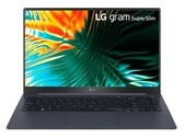 Amazon drops price on 2024 LG Gram SuperSlim 15.6" OLED laptop to $899.99 with free game. (Image source: LG)