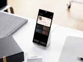 The new Google Pixel Stand will recharge devices at up to 23 W. (Image source: Evan Blass)