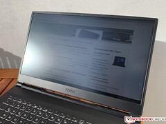 The MSI GE75 9SG and its Core i9-9880H CPU is faster than the Core i9-9980HK The MSI GE75 9SG and its Core i9-9880H CPU is faster than the Core i9-9980HK