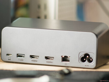 MOKiN 13 in 1 USB C docking station rear ports empty
