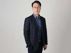 EVP BD Yang, Deputy Head of Core Component Technology Team