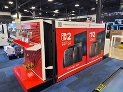 Best Buy Switch 2 display (Image source: Apple Snob X account)
