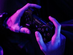 RPCS3 is compatible with PS3's official DualShock 3 controller.
