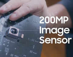 Sony&#039;s new 200 MP could be up to 20% larger than the ISOCELL HP2 on the Galaxy 25 Ultra. (Image Source: Samsung)