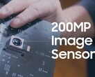 Sony's new 200 MP could be up to 20% larger than the ISOCELL HP2 on the Galaxy 25 Ultra. (Image Source: Samsung)