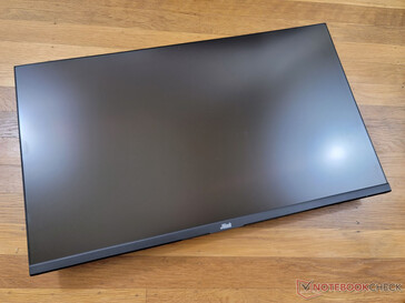 Clean front face with bezels that are just slightly thicker than the Dell S2721DGF