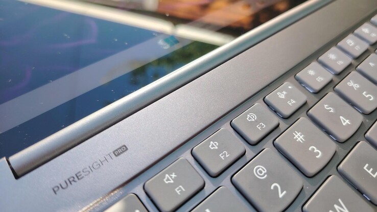 A closeup shot of the Lenovo Yoga Slim 7 Aura Edition. (Image source: Darryl Linington - Notebookcheck)