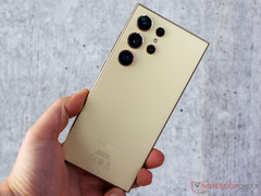 The Galaxy S24 Ultra may only sport one new camera sensor compared with last year's model. (Image source: Notebookcheck)