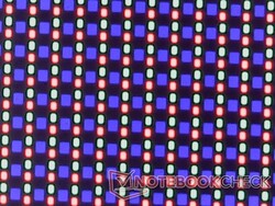 Crisp OLED subpixels