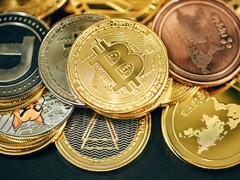 A pile of cryptocurrencies (Image source: Traxer/Unsplash)
