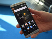 The ZTE Axon 7. (Source: Digital Trends)