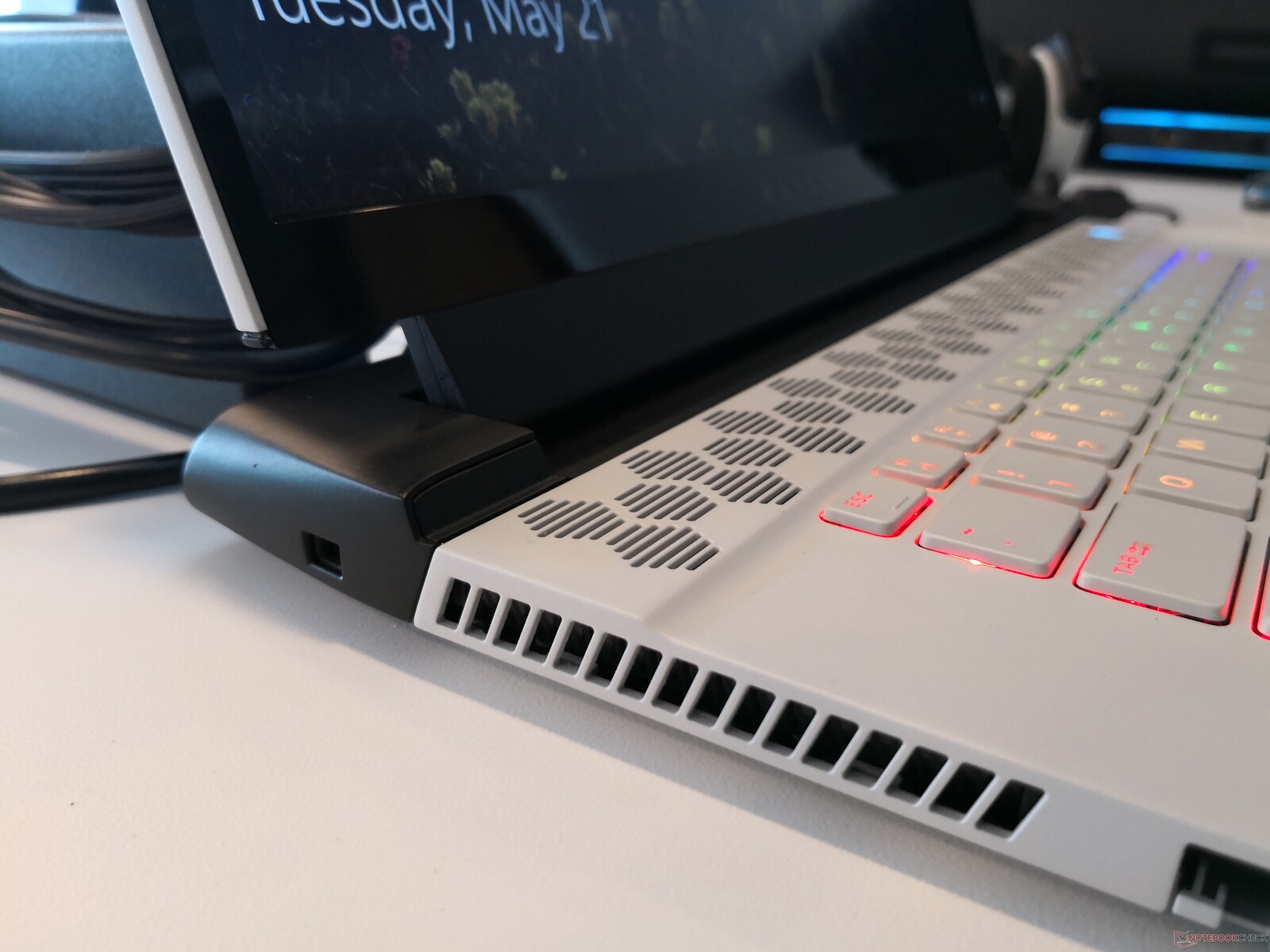 New Dell Alienware M15 R2 Is Essentially A Miniaturized Area 51m Notebookcheck Net News