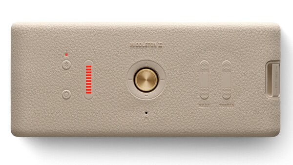 The Marshall Middleton II now has a microphone for hands-free calls. (Image source: Marshall)