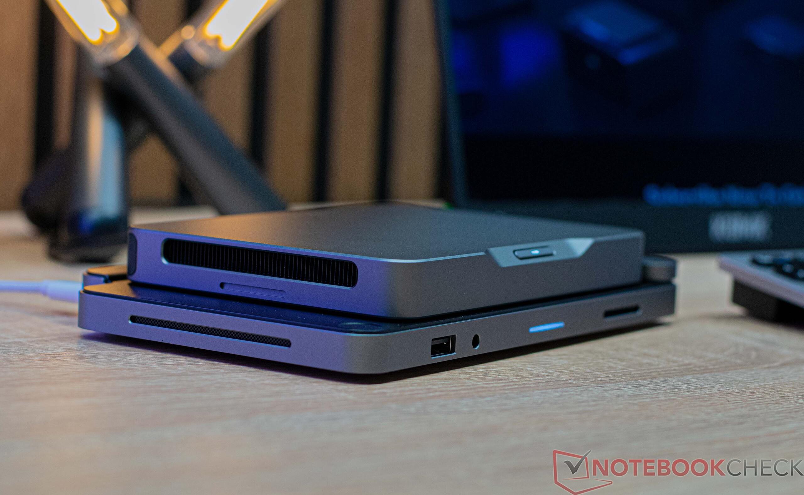 Khadas Mind workstation review: Can this portable mini PC