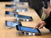 2-in-1 devices were not included in the data. (Source: Phys.org)