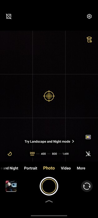 If it is highlighted in yellow, the tele-converter mode with 200 mm to 1600 mm focal lengths is active.