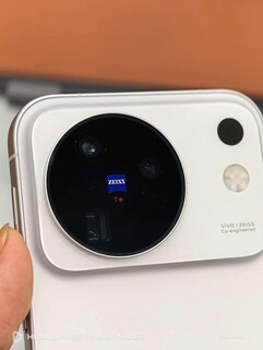 Close-up photo of the camera plateau on the upcoming Vivo X500