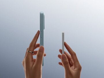 The Xiaomi UltraThin Magnetic Power Bank is thinner than most smartphones. (Image source: Xiaomi via Amazon Japan)