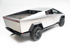 The Cybertruck&#039;s body steel comes from the Starship (image: Peterson Museum)