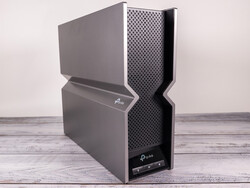 TP-Link Archer BE800 | BE1900 Tri-Band Wi-Fi 7 router review. Test device provided by TP-Link Germany. (photo: Daniel Schmidt)