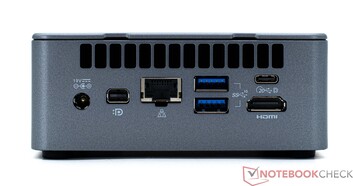 Back: power connection, mini-display port, RJ45, 2x USB 3.2 Gen 2, USB4, HDMI