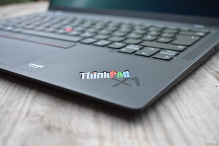 Lenovo ThinkPad X1 Carbon Gen 10 (2022) Review