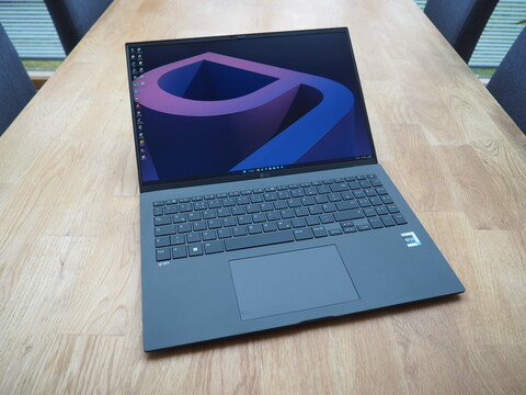 LG Gram 16 (2022) Laptop review: Lightweight device with stability issues