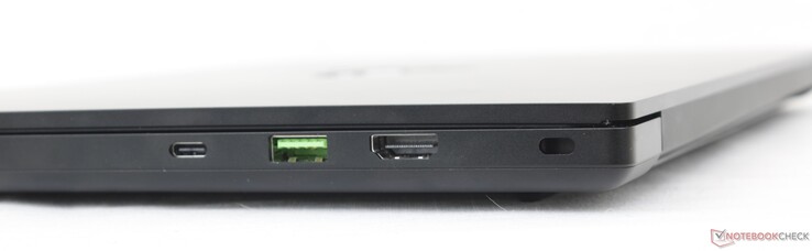 Right: USB-C 3.2 Gen. 2 w/ USB4 + DisplayPort 1.4 + Power Delivery, USB-A 3.2 Gen. 2, HDMI 2.1, Kensington lock