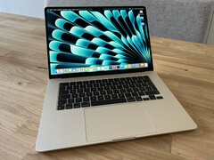 The MacBook Air 15 features two USB Type-C ports with USB 4, a MagSafe connector, and a 3.5 mm audio jack.