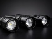 This new sodium-ion flashlight looks like most other flashlights from the outside