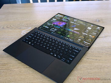 Slim and lightweight design (Image source: Notebookcheck)