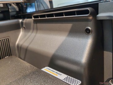 Ventilation slots