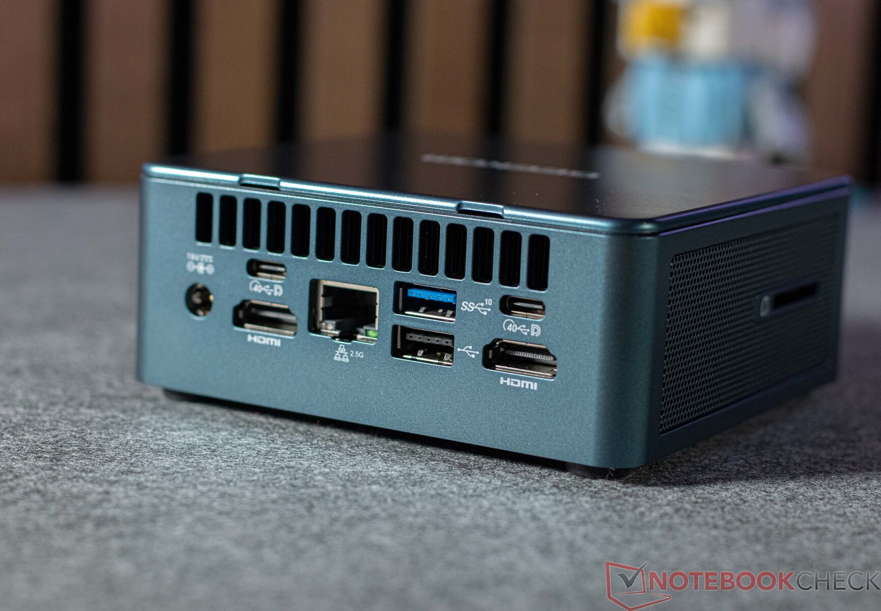 Geekom Mini IT12 with Intel Core i5-12450H in review - Mini PC with good  performance and two USB 4 ports -  Reviews