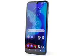 In review: Motorola Moto G8 Power Lite. Test device provided by Motorola Germany.