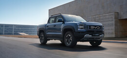 The new BYD Shark plug-in hybrid pickup combines a 2.5-ton towing capacity with the comfort of a modern SUV.