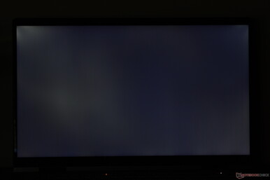 Moderate uneven backlight bleeding along the top corner