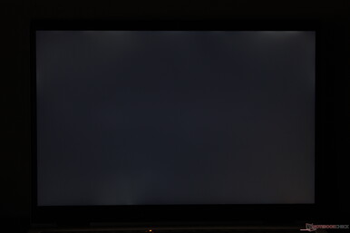 Slightly uneven backlight bleeding along the edges