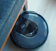 iRobot vacuums might soon lose all their app-based features (Image source: Onur Binay)