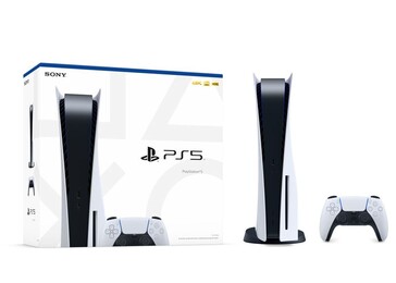 The standard PS5. (Image source: Sony/@videogamedeals)