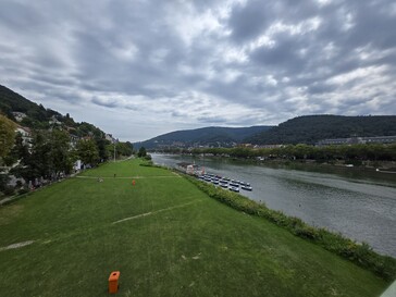 Samsung Galaxy Z Flip6 - Ultra-wide angle shot