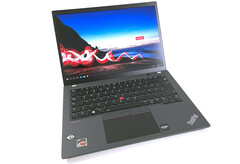 The ThinkPad T14 is a viable choice for laptop users who would like to save some money by buying refurbished (Image: Andreas Osthoff)