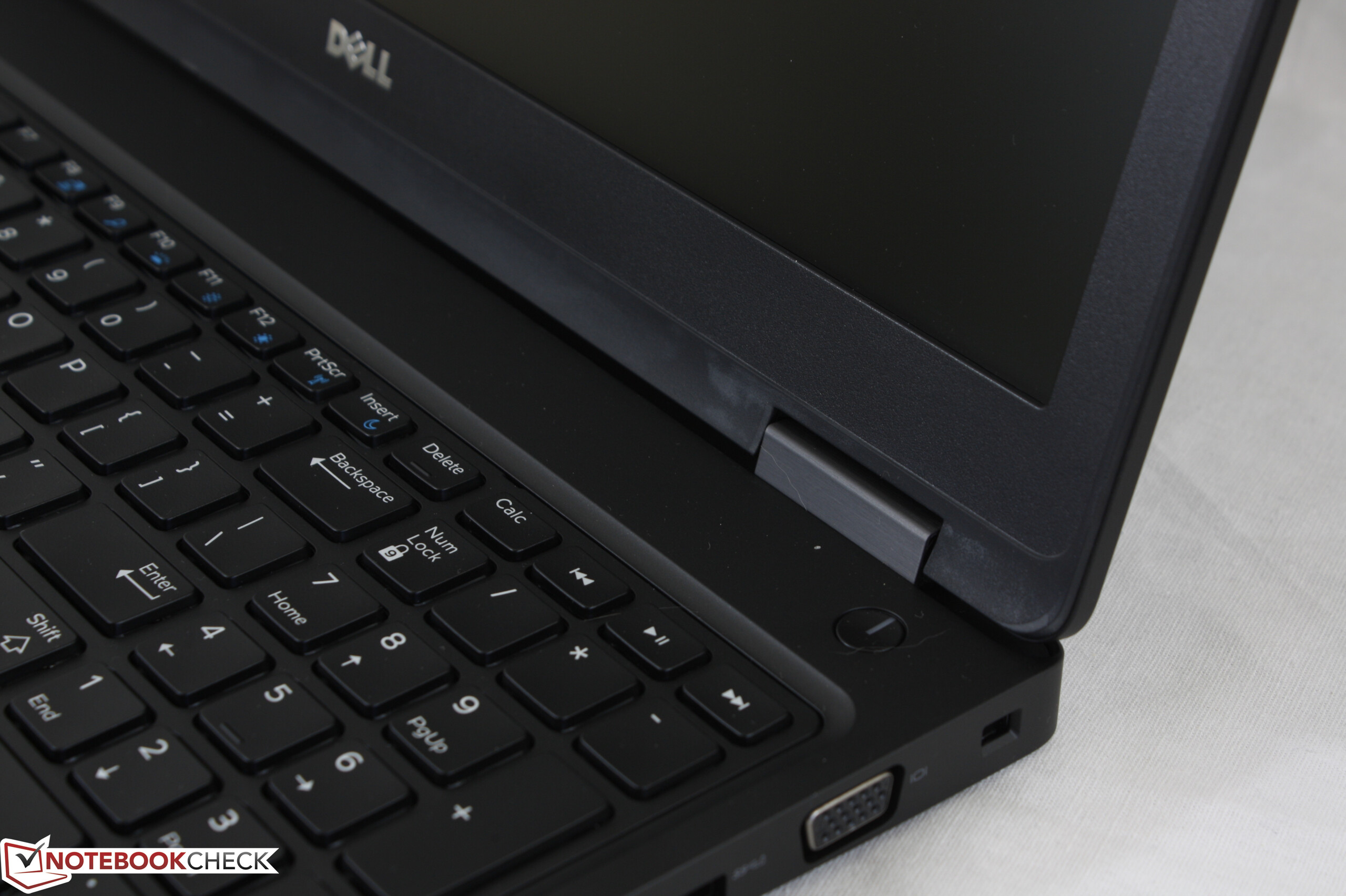 Dell Precision 3520 (i7-7820HQ, M620M) Workstation Review - Reviews Dell Precision 3520 (i7-7820HQ, M620M) Workstation Review - Reviews