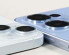 Alleged photo of the Reno 13 (blue) next to an iPhone 15. (Image source: Digital Chat Station)