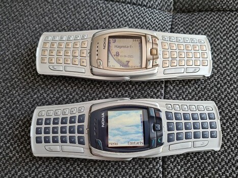 The Nokia 6810 and 6800 may not have been an ergonomic slam-dunk, but at least they were trying to be something unique. (Image source: Prduser on Wikimedia Commons)