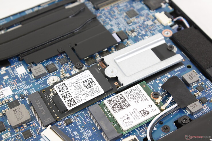 System can support only one M.2 SSD up to 80 mm in length. PCIe4 drives are supported