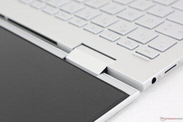 Hinge rigidity is uniform at all angles and a bit stiffer than the hinges on the Dell XPS 13 9310 2-in-1